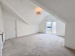 THE SHIPYARD- click for photo gallery
